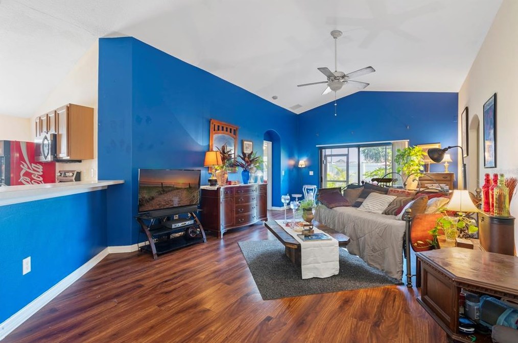 10632 Shady Preserve Dr, Riverview FL  33579-9310 exterior