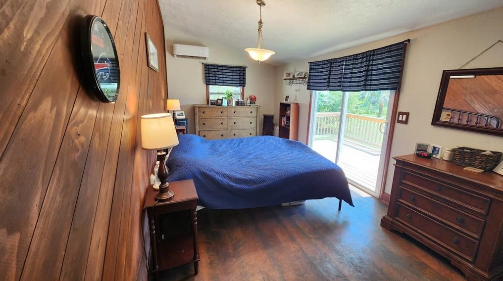 14834 Mitchell St, Dade City FL  33523-2237 exterior