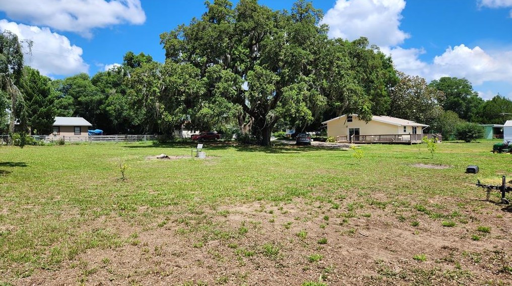 14834 Mitchell St, Dade City FL  33523-2237 exterior