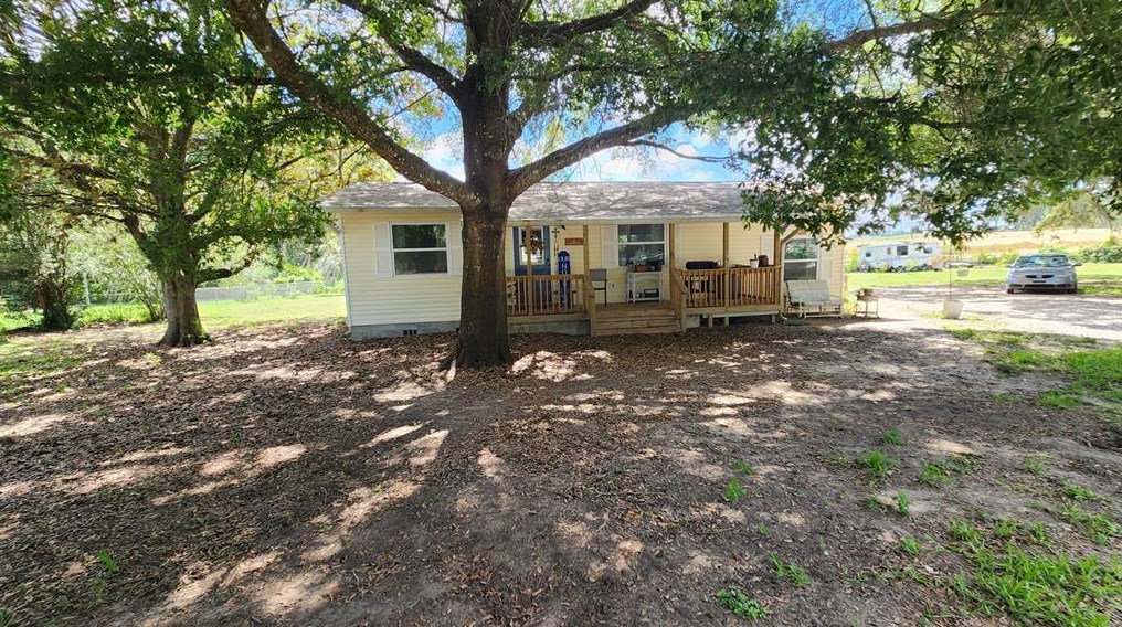 14834 Mitchell St, Dade City FL  33523-2237 exterior
