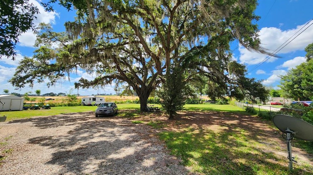 14834 Mitchell St, Dade City FL  33523-2237 exterior