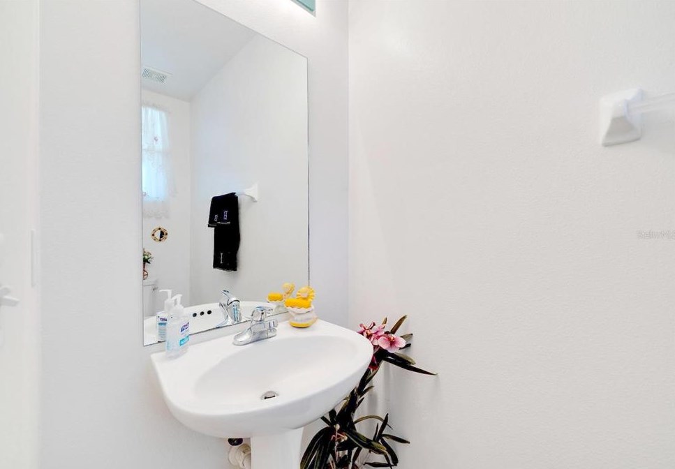 6143 Olivedale Dr, Riverview FL 33578-3819 exterior