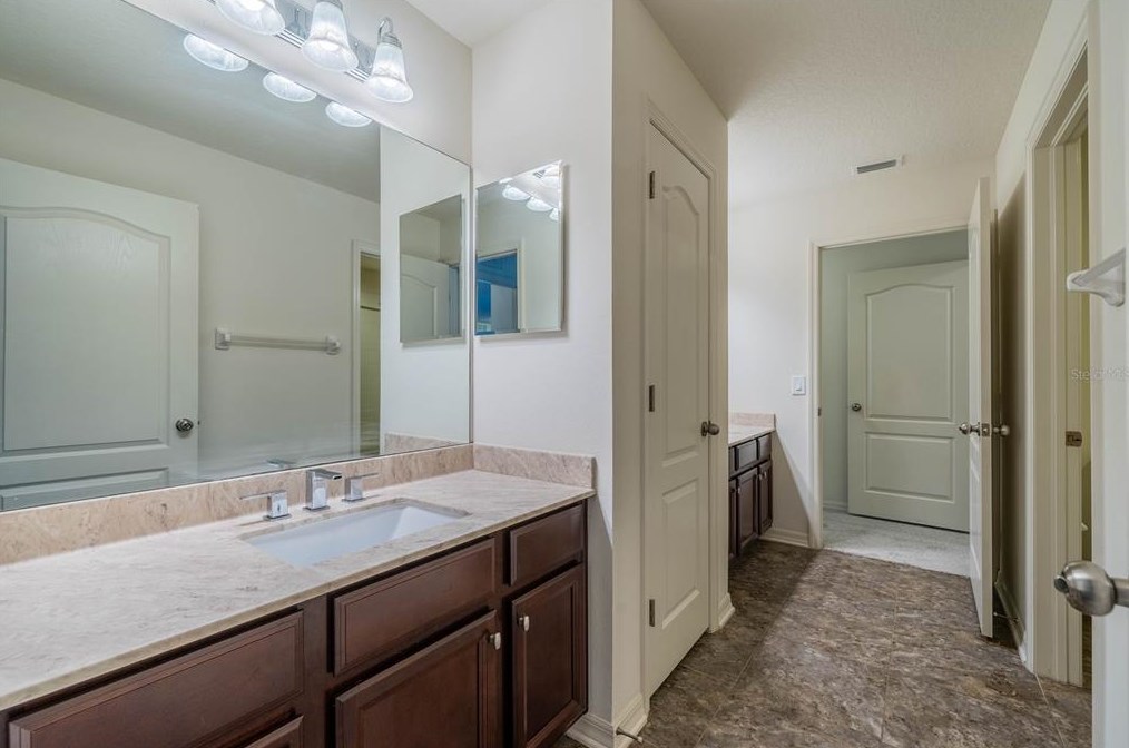 11527 Sand Stone Rock Dr, Riverview FL  33569-8709 exterior