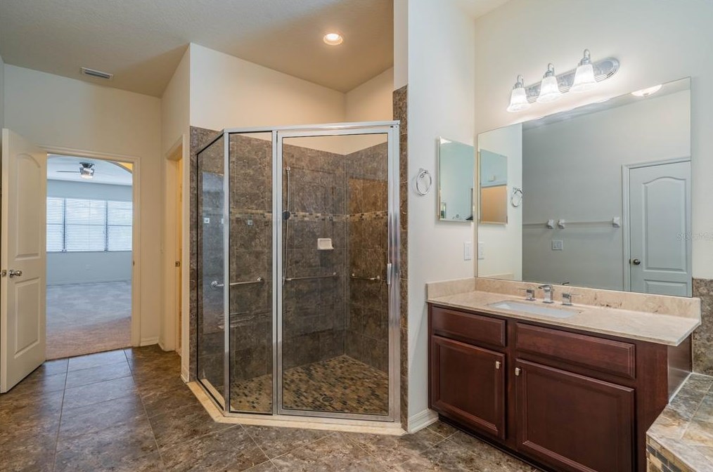 11527 Sand Stone Rock Dr, Riverview FL  33569-8709 exterior