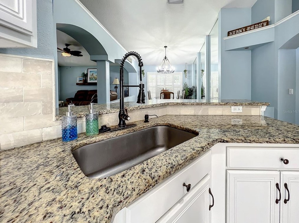 10216 Merrimac Manor Dr, Riverview FL  33578-8327 exterior