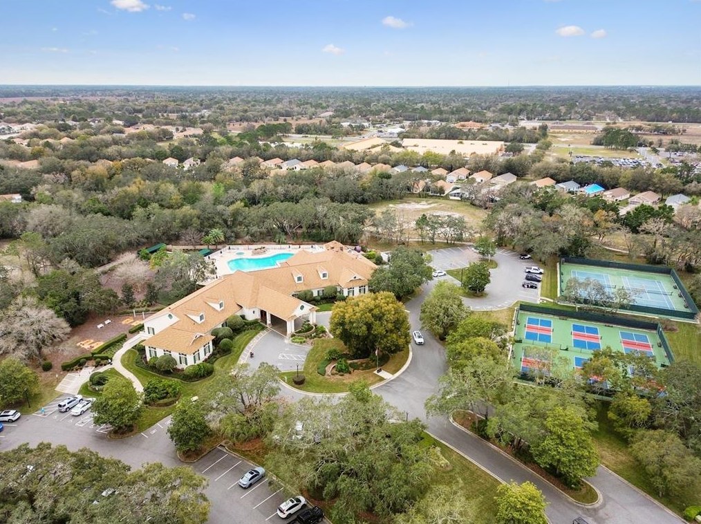 480 Rochester St, Brooksville FL  34609-9206 exterior