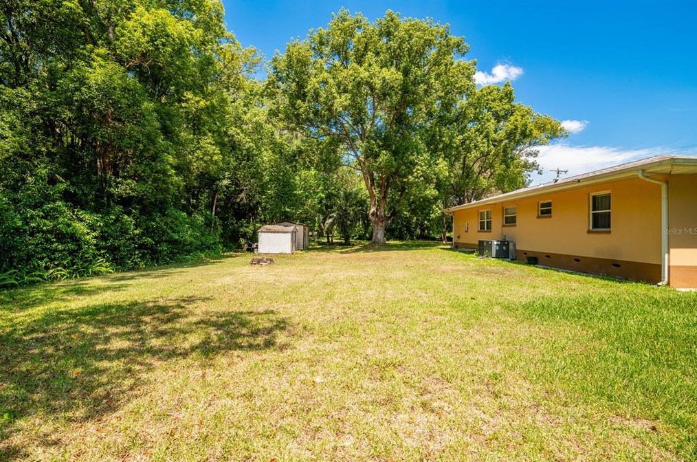 16176 Wilson Blvd, Brooksville FL  34604-7727 exterior