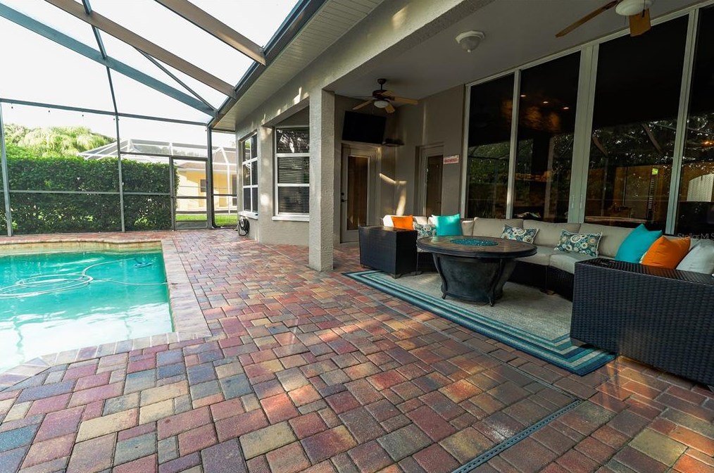 2137 Edelweiss Loop, New Port Richey FL 34655-4944 exterior