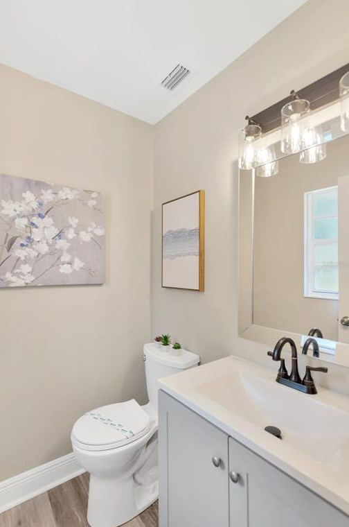 10706 Airview Dr, Tampa FL 33625-4902 exterior