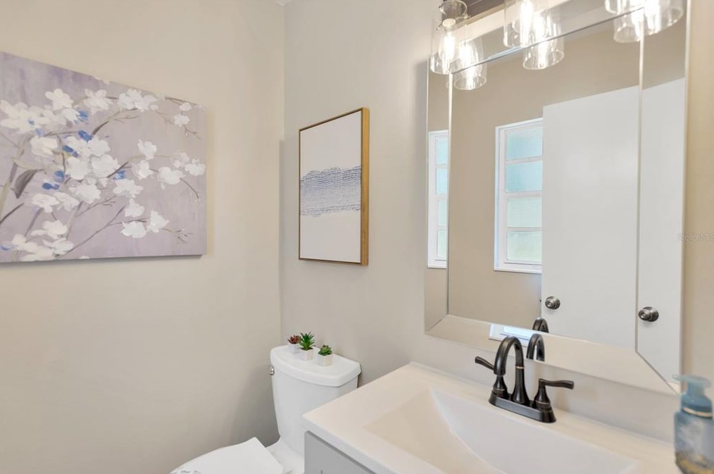 10706 Airview Dr, Tampa FL 33625-4902 exterior