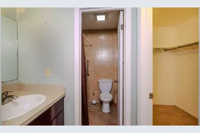 1702 Blind Pond Avenue, Lutz, FL 33549 - Photo 11