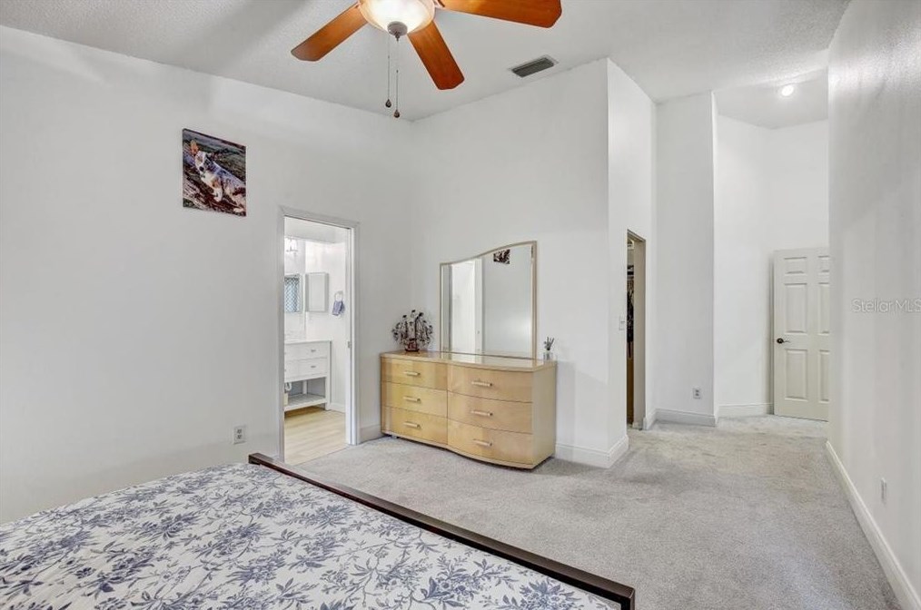 5717 Erhardt Dr, Riverview FL  33578-3754 exterior