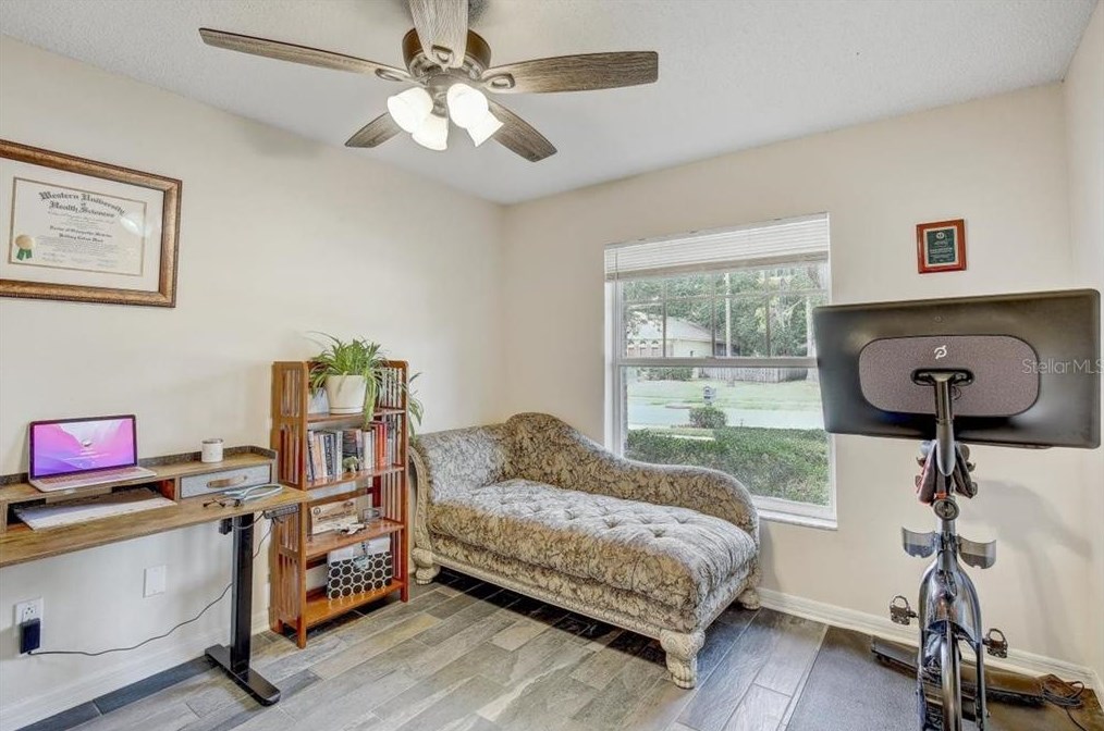 5717 Erhardt Dr, Riverview FL  33578-3754 exterior