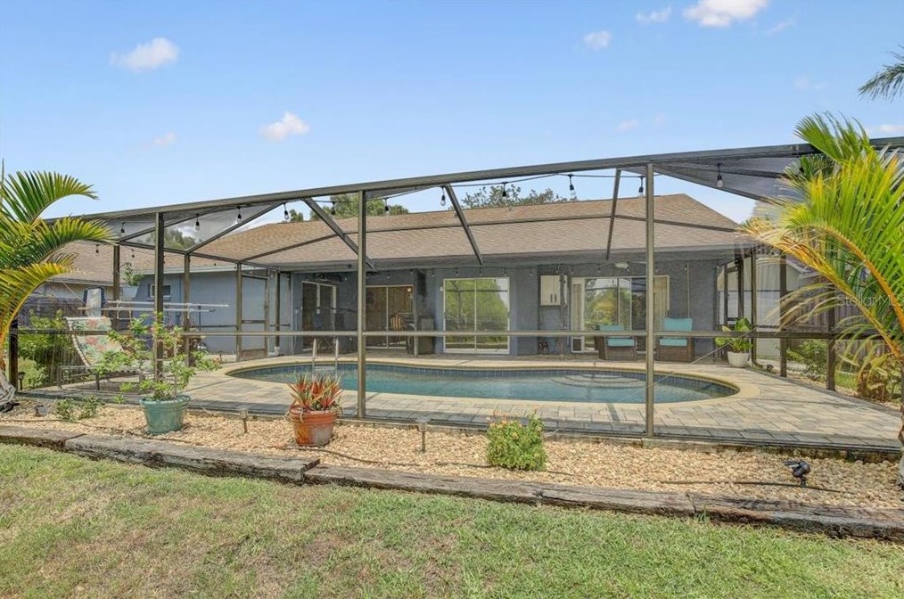 5717 Erhardt Dr, Riverview FL  33578-3754 exterior