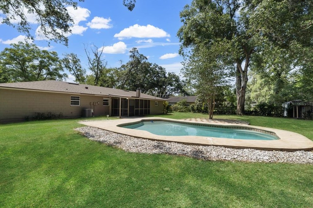 1426 Hillway Rd, Apopka FL  32703-7403 exterior