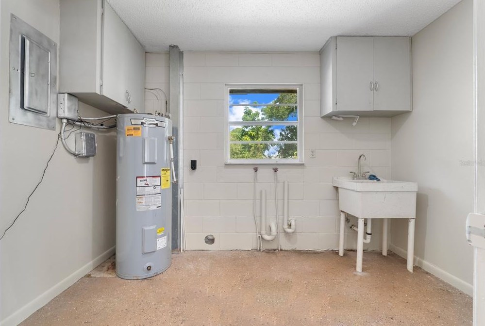 1426 Hillway Rd, Apopka FL  32703-7402 exterior