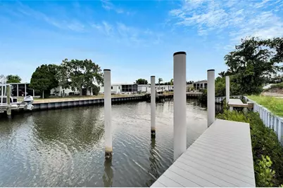 6540 Simone Shores Circle, Apollo Beach, FL 33572 - Photo 3
