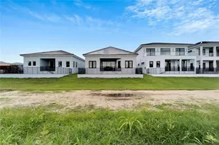 6540 Simone Shores Cir, Apollo Beach, FL 33572 - Photo 65