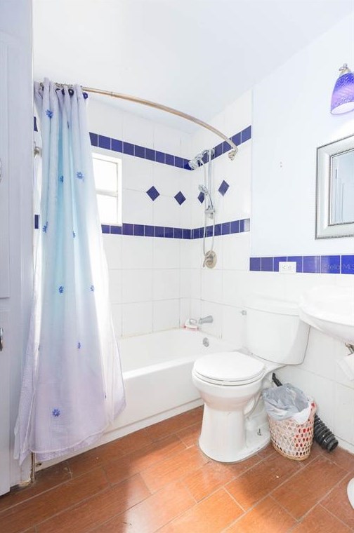 8514 46th St, Tampa FL 33617-6912 exterior