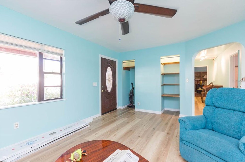 8514 46th St, Tampa FL 33617-6912 exterior