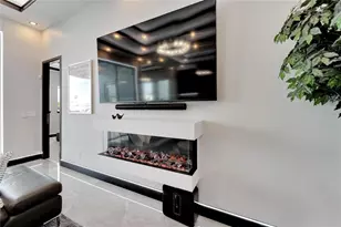 6542 Simone Shores Cir, Apollo Beach, FL 33572 - Photo 11