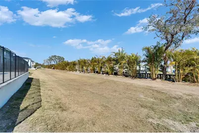 6542 Simone Shores Circle, Apollo Beach, FL 33572 - Photo 63