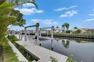 6542 Simone Shores Cir, Apollo Beach, FL 33572 - Photo 3