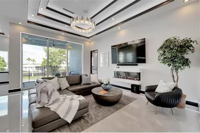 6542 Simone Shores Circle, Apollo Beach, FL 33572 - Photo 9