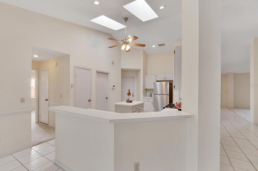 1717 Compton St, Brandon FL  33511-1865 exterior