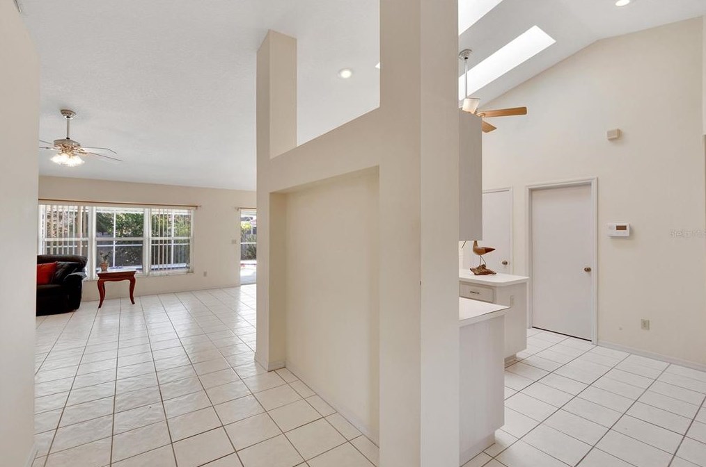 1717 Compton St, Brandon FL  33511-1865 exterior