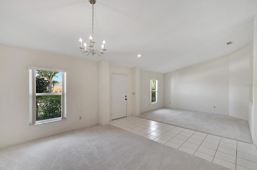 1717 Compton St, Brandon FL  33511-1865 exterior