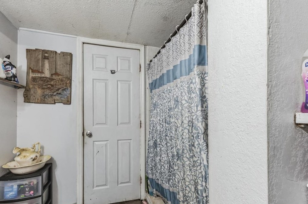 9356 Tom Costine Rd, Lakeland FL  33809-1657 exterior