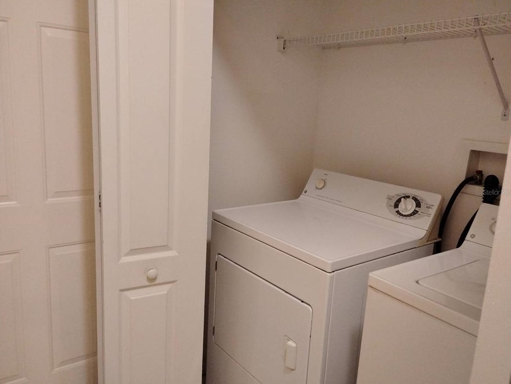 6731 Cherry Grv Cir, Orlando FL 32809-6660 exterior