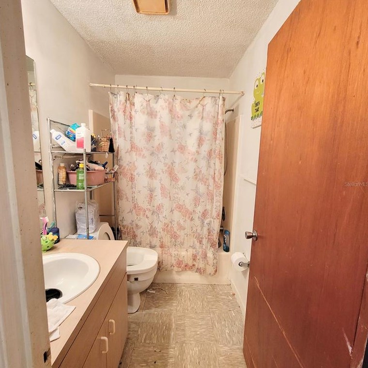 5341 Tangerine Dr, Zephyrhills FL 33542-4699 exterior