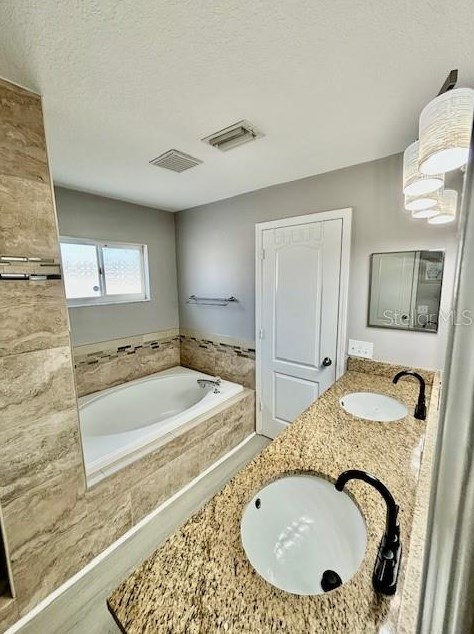 10435 Paragon Pl, Riverview FL  33578-3356 exterior