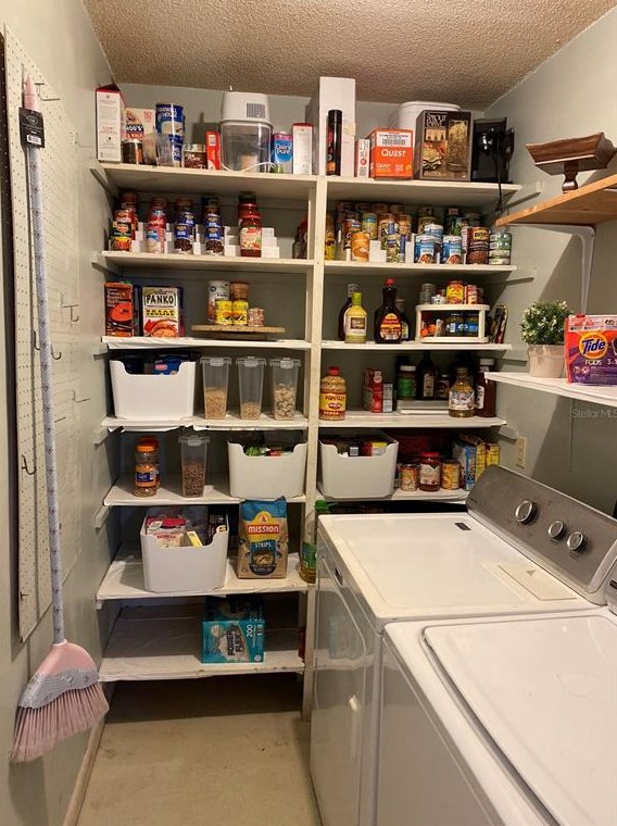 1515 Leslie Dr, Lakeland FL  33801-2752 exterior