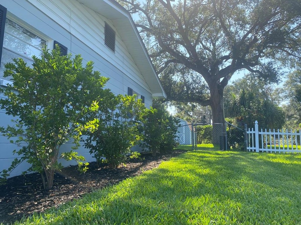 1515 Leslie Dr, Lakeland FL  33801-2752 exterior