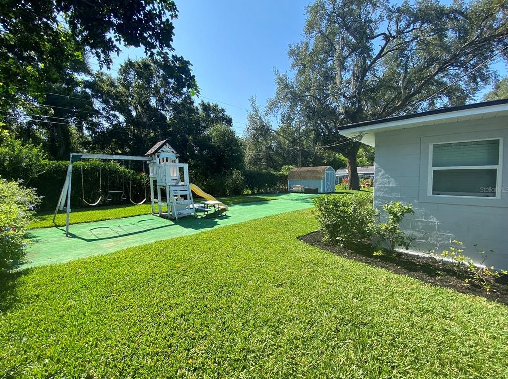 1515 Leslie Dr, Lakeland FL  33801-2752 exterior