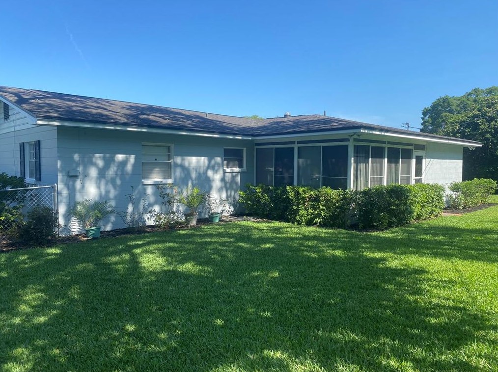 1515 Leslie Dr, Lakeland FL  33801-2752 exterior