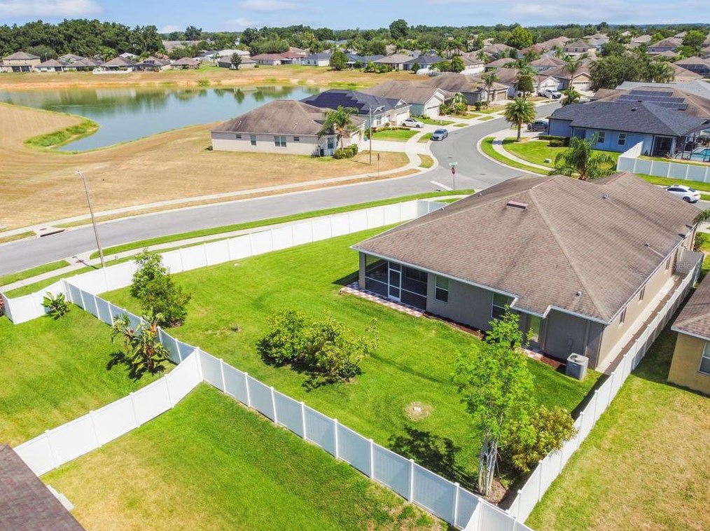 3661 Prescott Loop, Lakeland FL  33810-2860 exterior