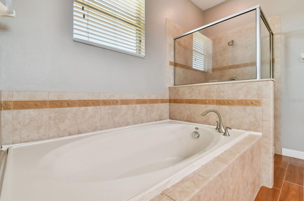 3661 Prescott Loop, Lakeland FL  33810-2860 exterior