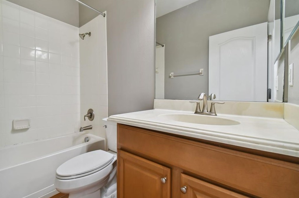 3661 Prescott Loop, Lakeland FL  33810-2860 exterior