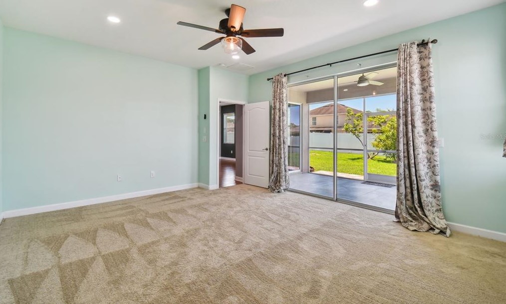 3661 Prescott Loop, Lakeland FL  33810-2860 exterior