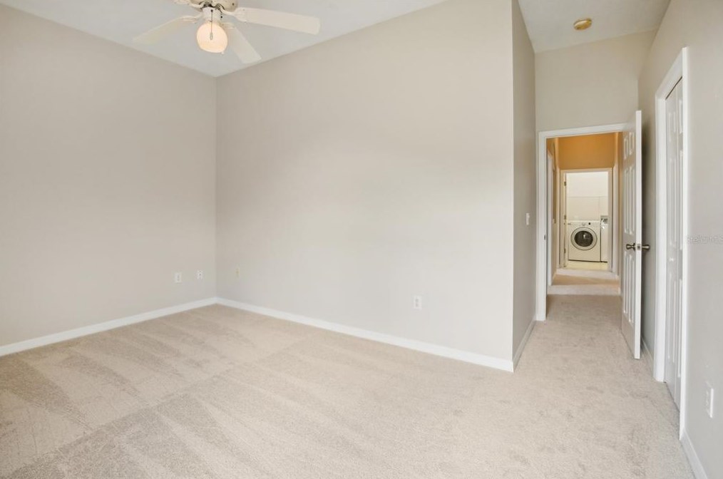 10010 Kingshyre Way, Tampa FL 33647-2875 exterior