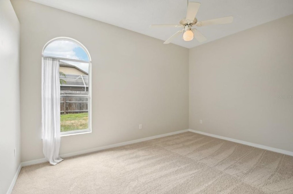 10010 Kingshyre Way, Tampa FL 33647-2875 exterior