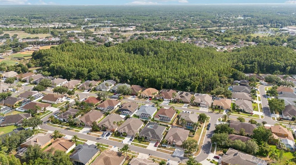 10010 Kingshyre Way, Tampa FL 33647-2875 exterior