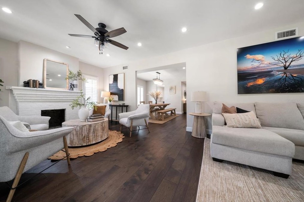 2109 Watrous Ave, Tampa FL 33629-5344 exterior