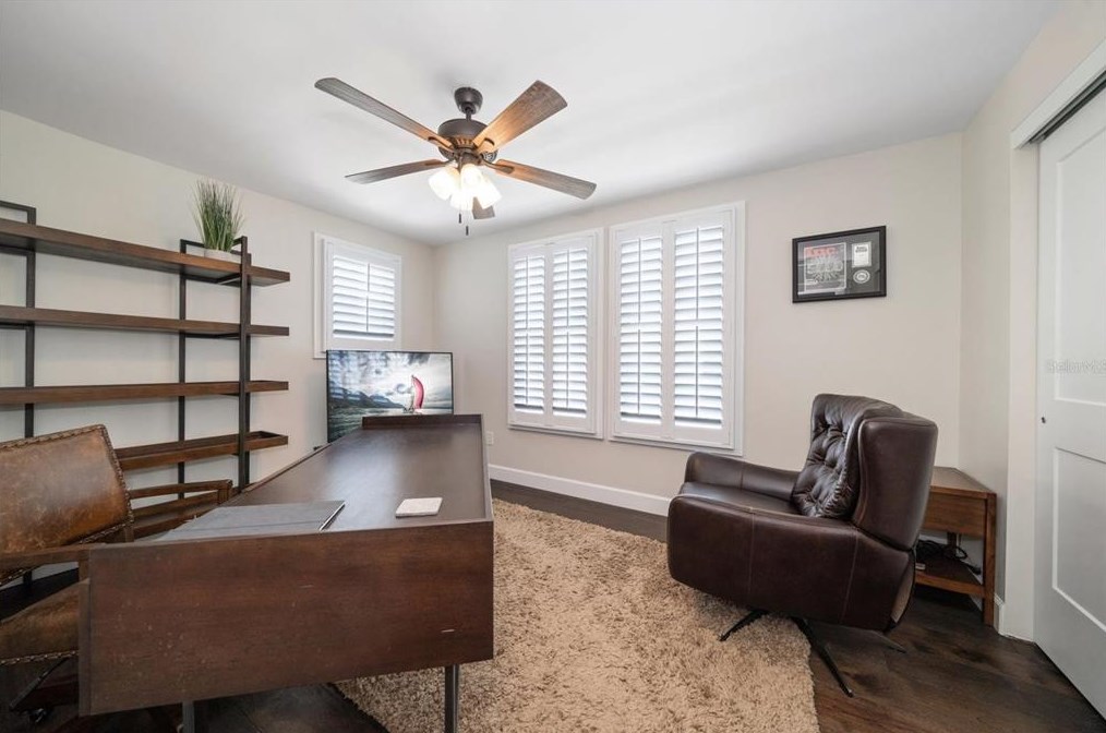 2109 Watrous Ave, Tampa FL 33629-5344 exterior