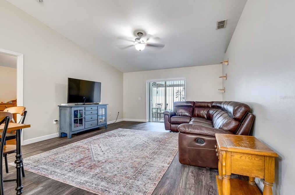 6401 Gondola Dr, Riverview FL  33578-1309 exterior