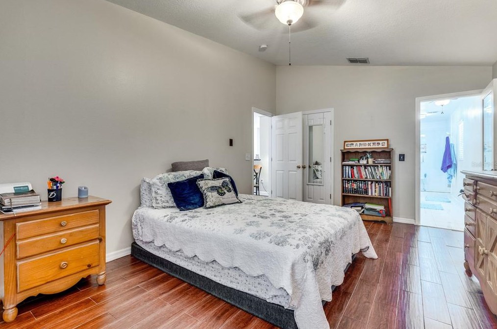 6401 Gondola Dr, Riverview FL  33578-1309 exterior